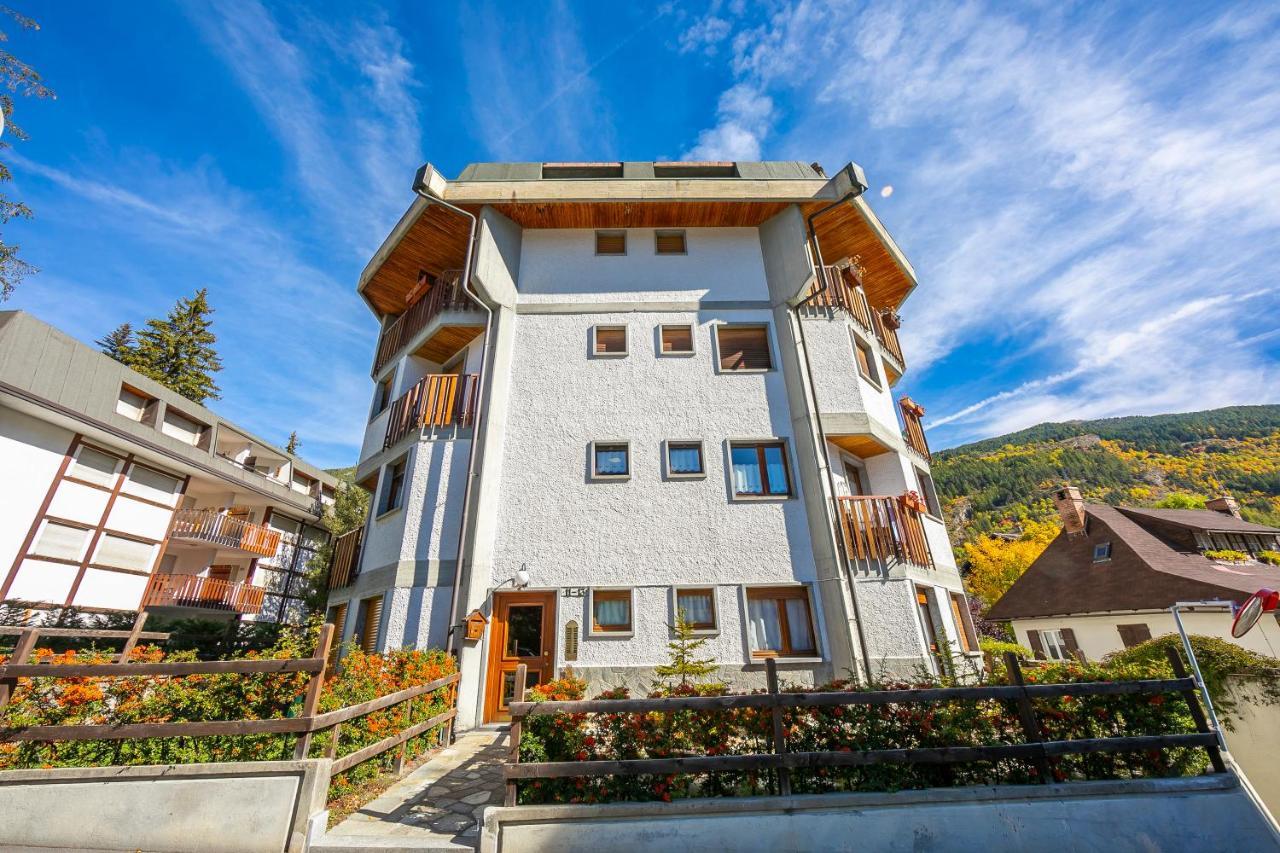 Il Rododendro City Center - Happy Rentals Bardonecchia Eksteriør billede