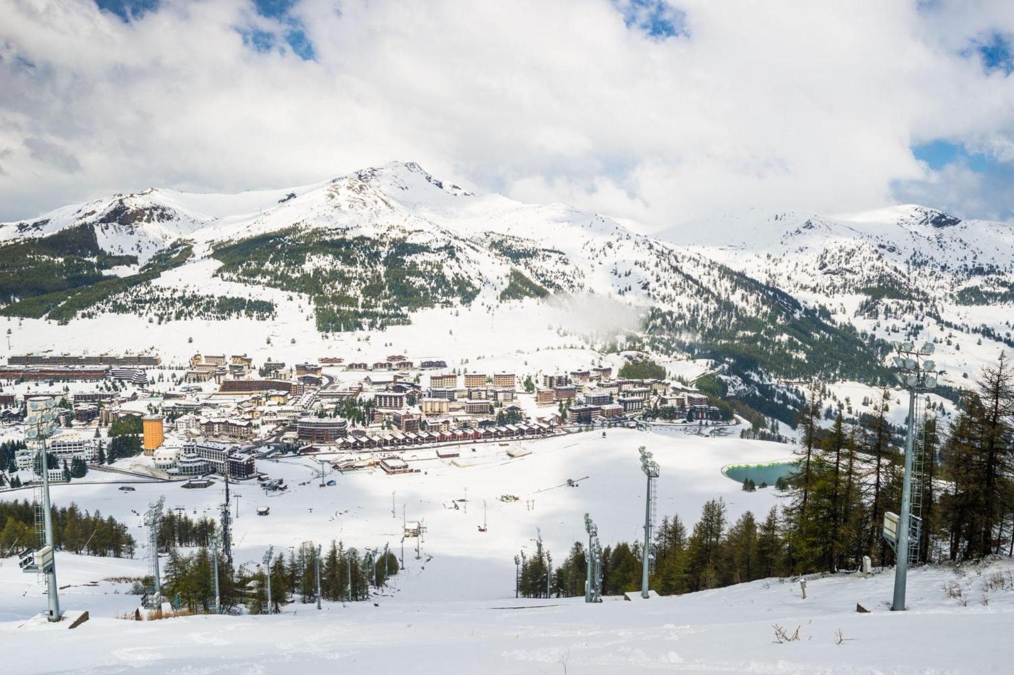 Il Rododendro City Center - Happy Rentals Bardonecchia Eksteriør billede